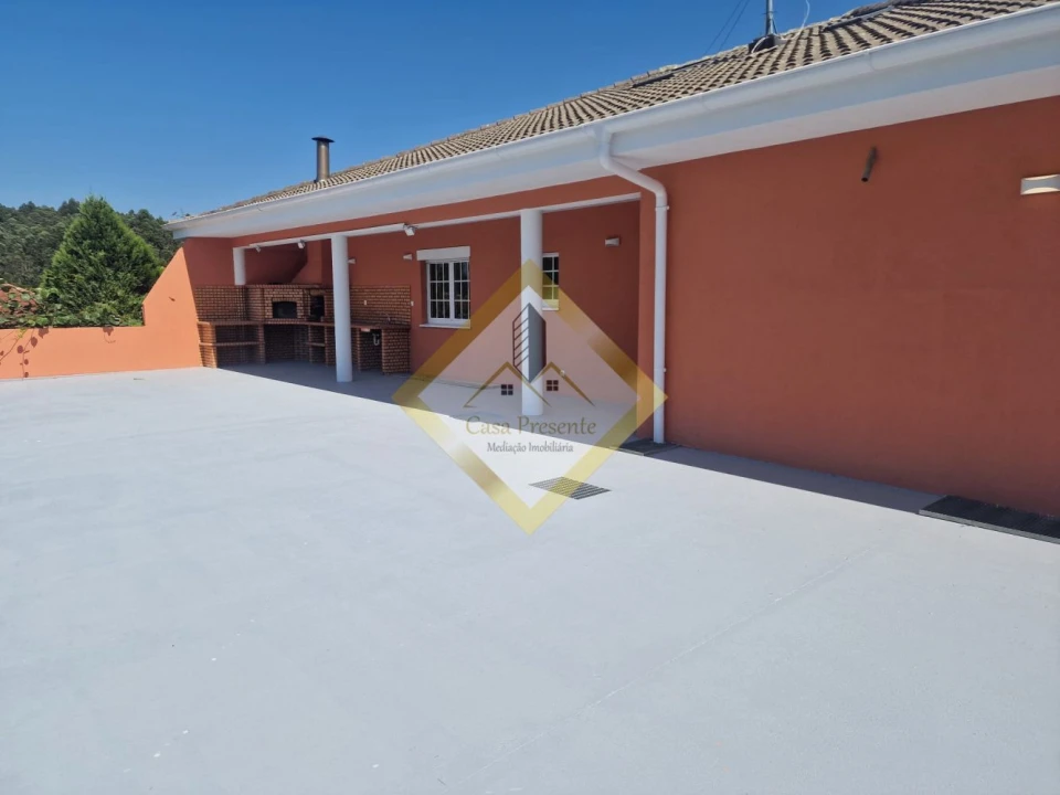 Moradia T3 para Venda em Canedo, Vale e Vila Maior Foto 47
