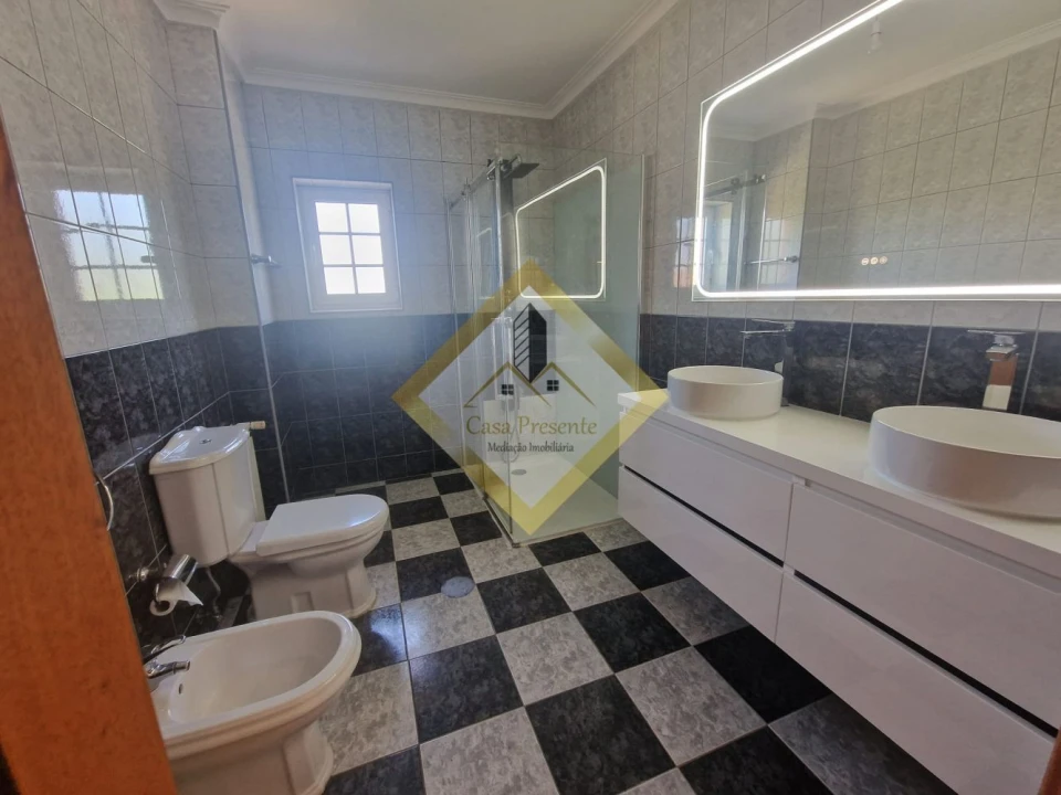 Moradia T3 para Venda em Canedo, Vale e Vila Maior Foto 21