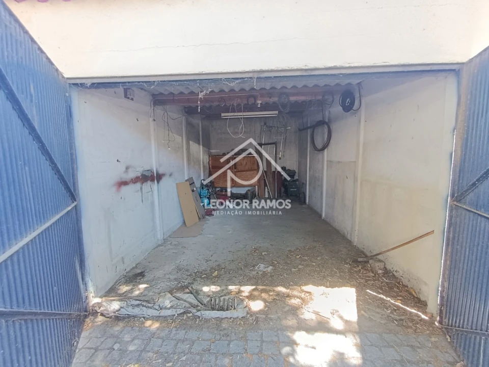 Garagem para Venda em Castelo Branco Foto 1