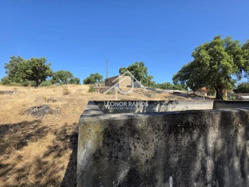 Terreno para Venda em Escalos de Cima e Lousa