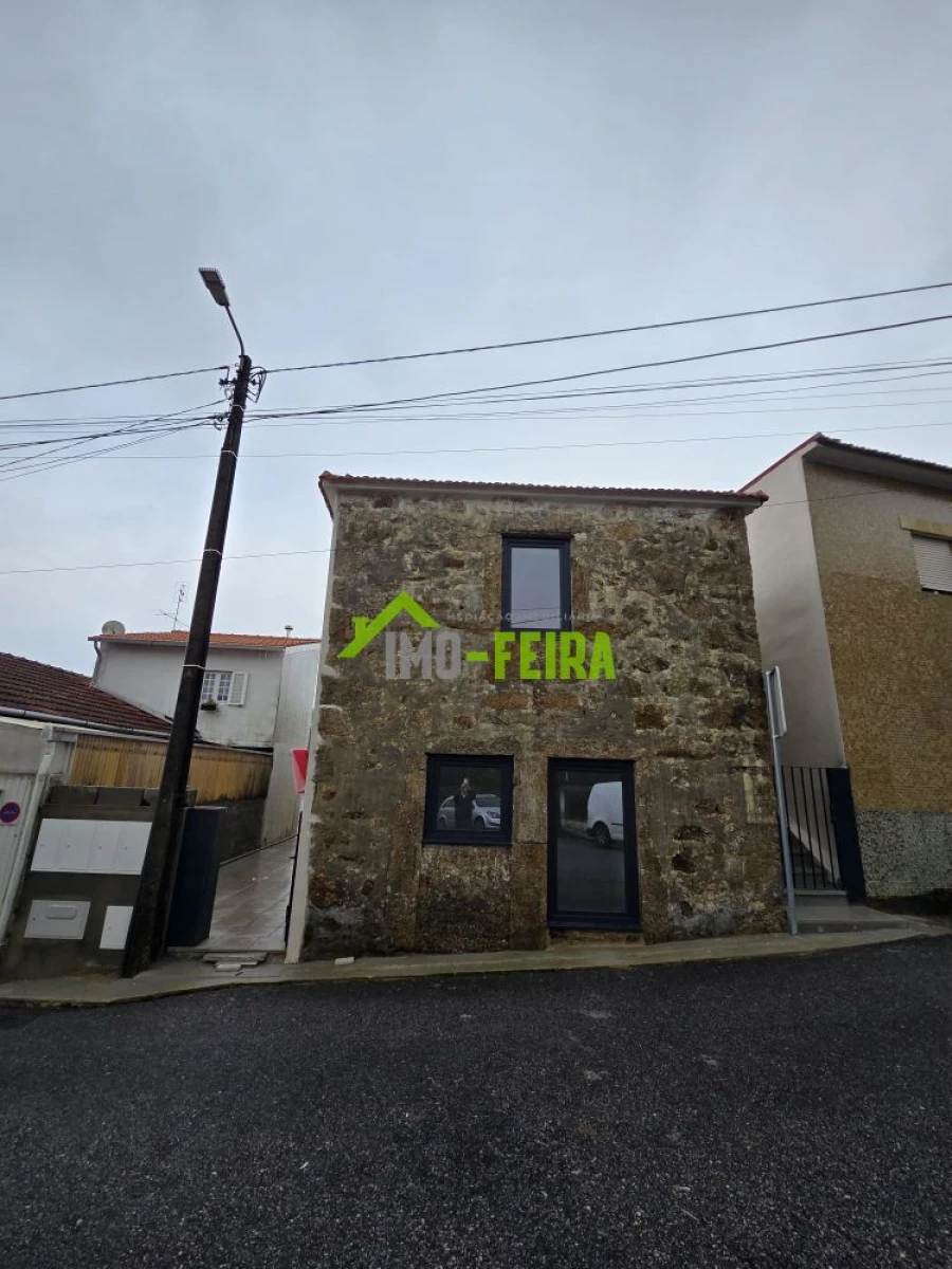 Apartamento T5 para Venda em Sanguedo Foto 17