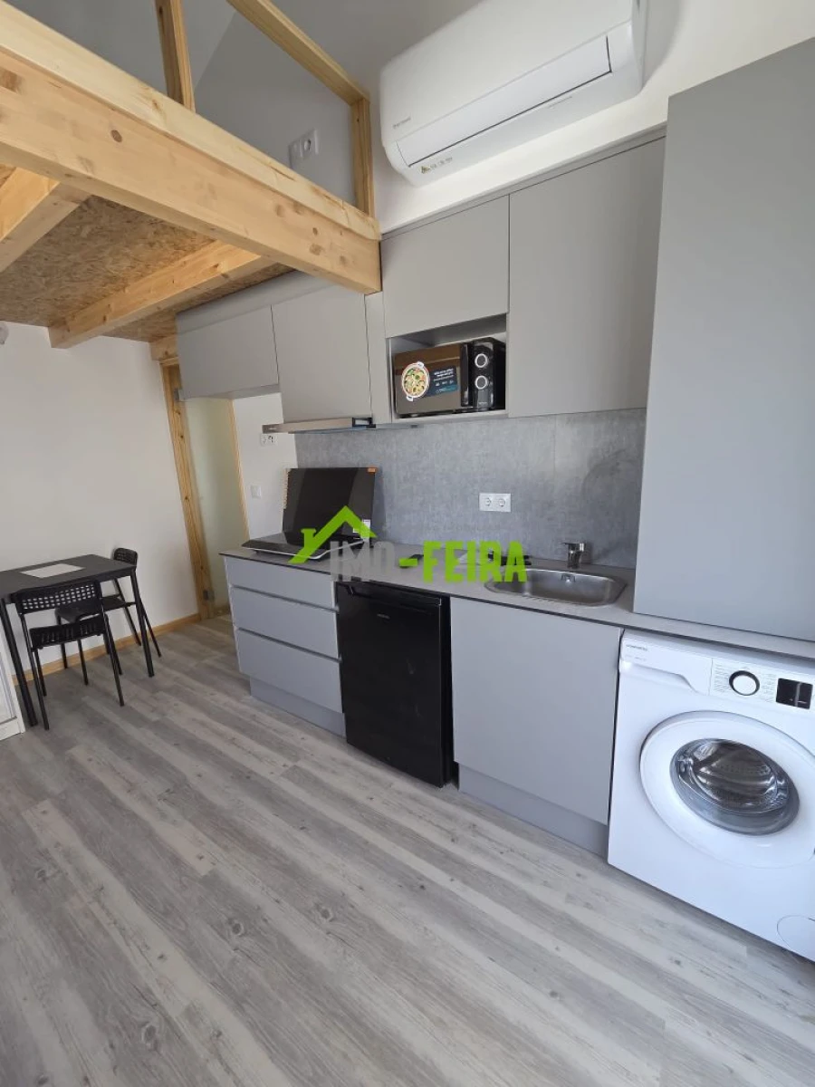 Apartamento T5 para Venda em Sanguedo Foto 19