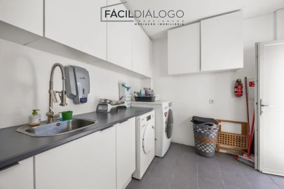 Moradia T4 para Venda em Azeitão (São Lourenço e São Simão)