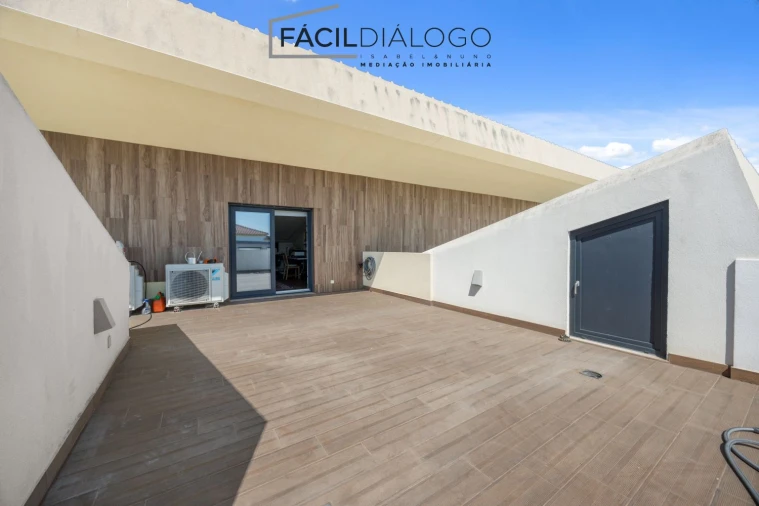 Moradia T4 para Venda em Azeitão (São Lourenço e São Simão) Foto 28