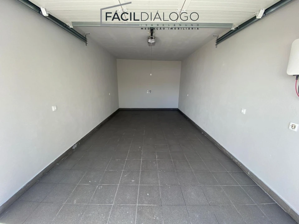 Moradia T4 para Venda em Azeitão (São Lourenço e São Simão) Foto 30
