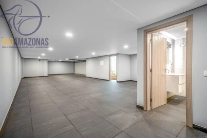 Moradia T4 para Venda em Alcantarilha e Pêra