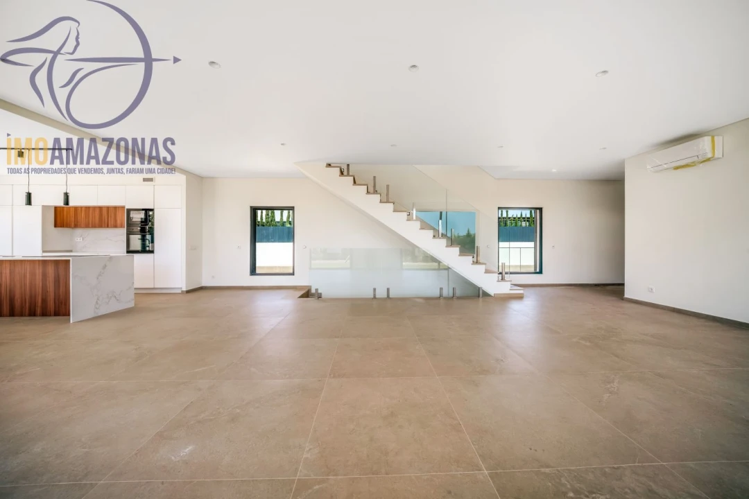 Moradia T4 para Venda em Alcantarilha e Pêra Foto 15
