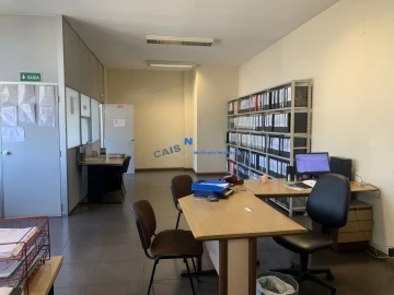 Loja para Venda em Campo e Sobrado