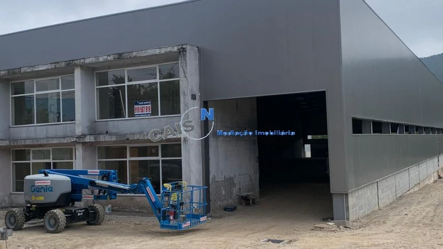 Loja para Venda em Campo e Sobrado