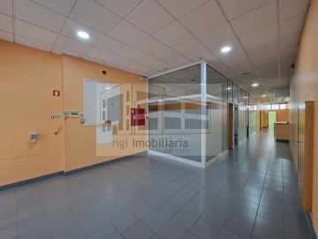 Loja para Arrendamento em Odivelas