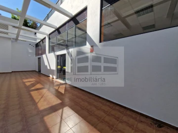 Loja para Arrendamento em Odivelas