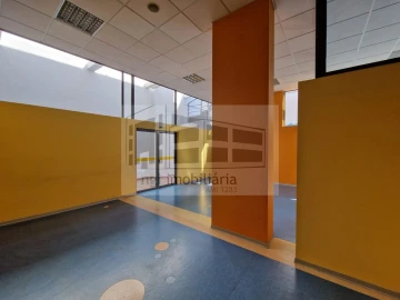 Loja para Arrendamento em Odivelas