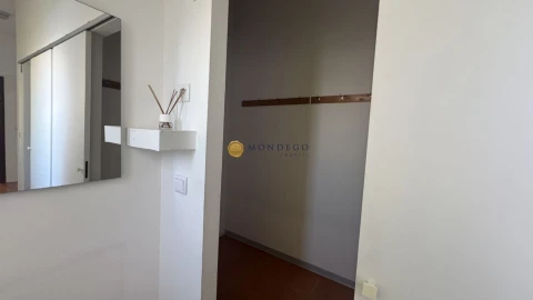Loja para Arrendamento em Eiras e São Paulo de Frades
