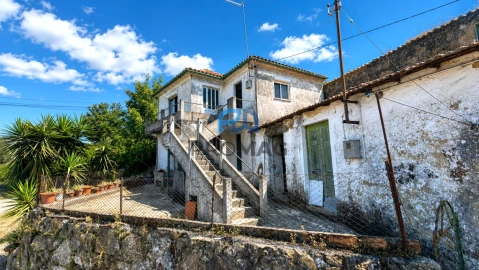 Moradia T3 para Venda em Souselo