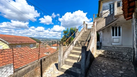 Moradia T3 para Venda em Souselo