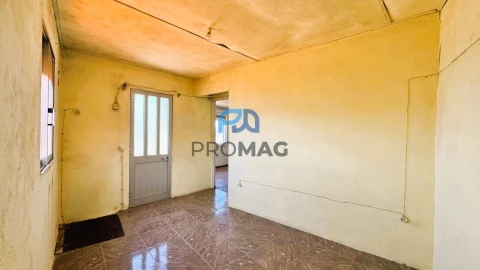 Moradia T3 para Venda em Souselo