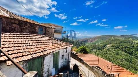 Moradia T3 para Venda em Souselo