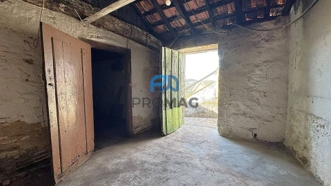 Moradia T3 para Venda em Souselo