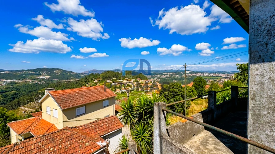 Moradia T3 para Venda em Souselo Foto 23