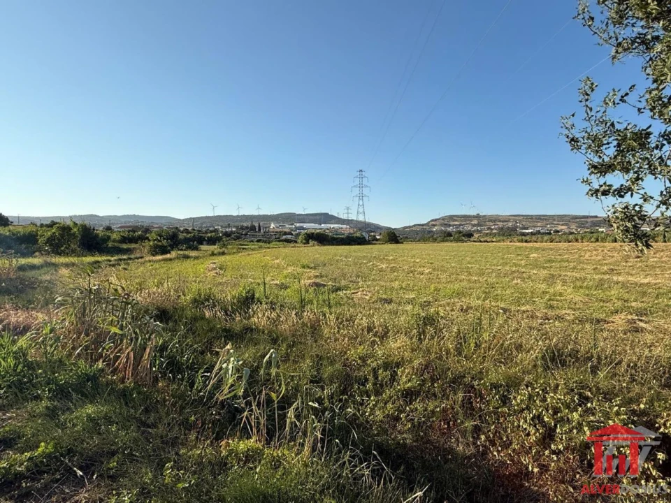 Terreno para Venda em Santo Antão e São Julião do Tojal Foto 7