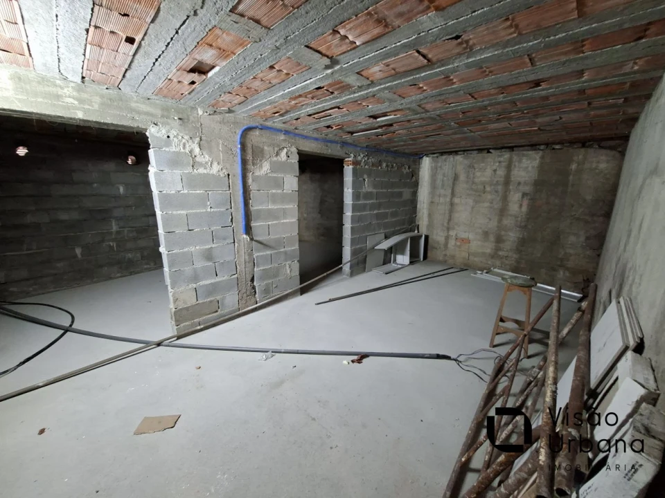 Apartamento T2 para Venda em Cavernães Foto 17