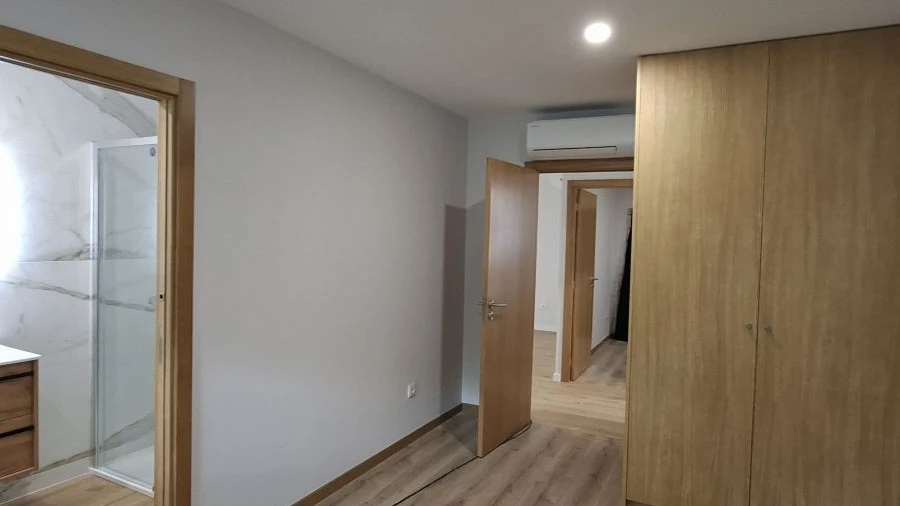 Apartamento T2 para Venda em Cavernães