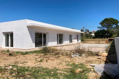 Moradia T3 para Venda em Nossa Senhora do Pópulo, Coto e São Gregório