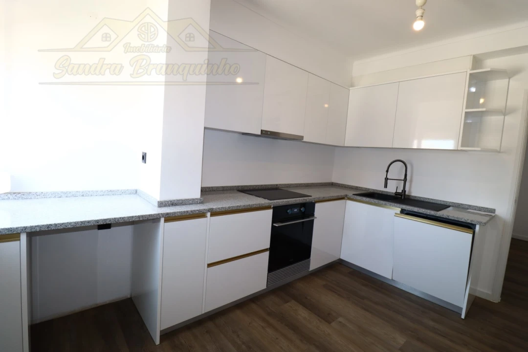 Apartamento T2 para Venda em Silveira Foto 2