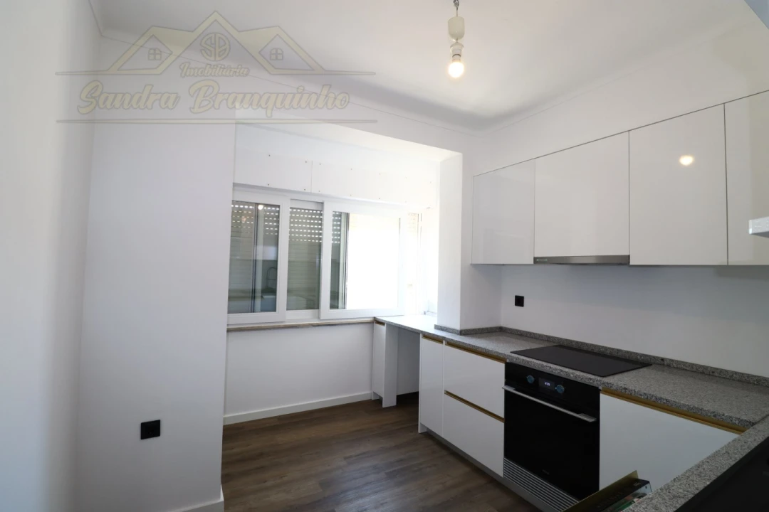 Apartamento T2 para Venda em Silveira Foto 7