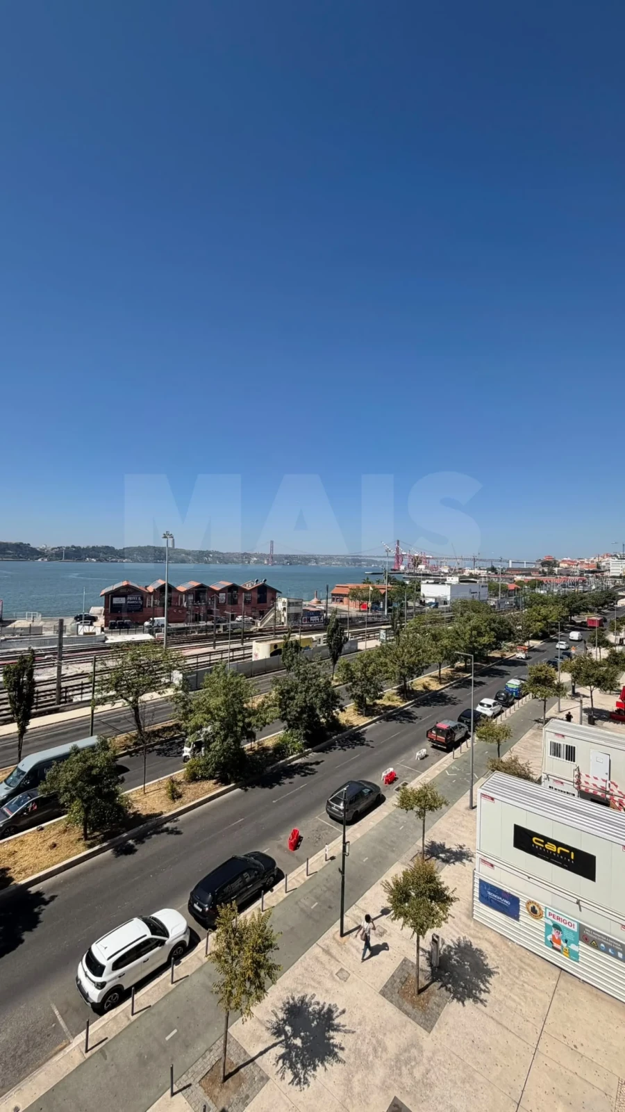 Apartamento T1 para Arrendamento em Misericórdia Foto 5