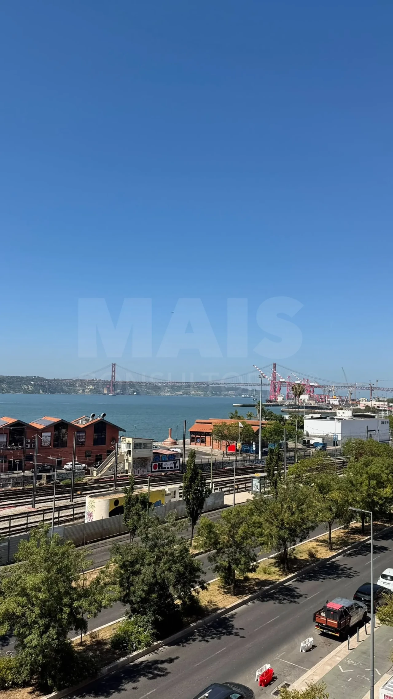 Apartamento T1 para Arrendamento em Misericórdia Foto 7