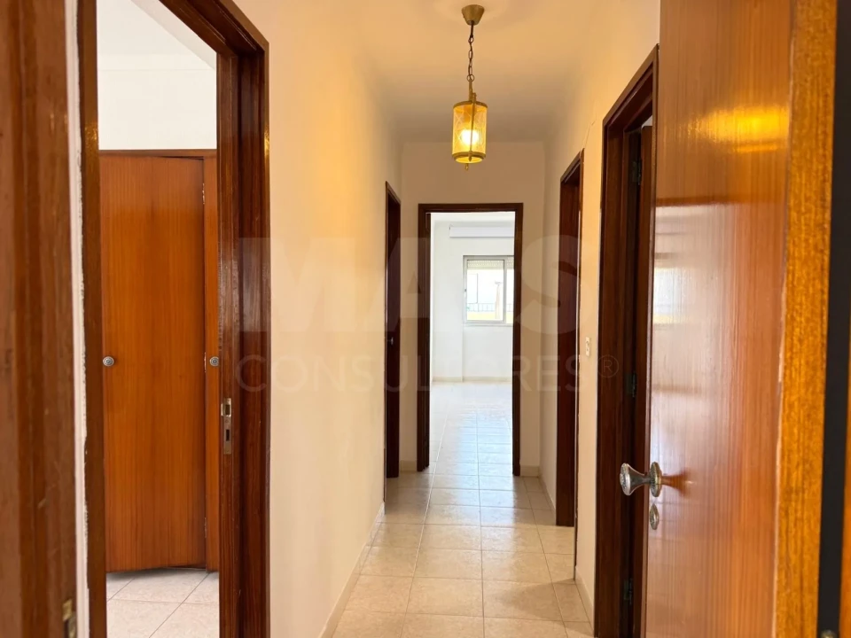 Apartamento T3 para Venda em Bombarral e Vale Covo Foto 9