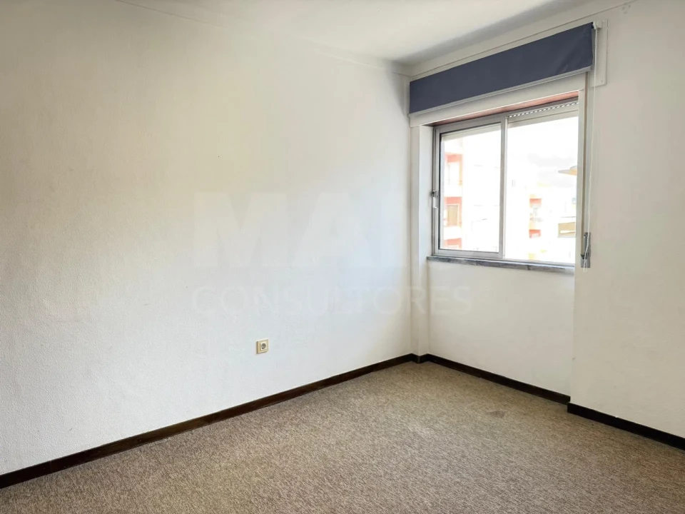 Apartamento T3 para Venda em Bombarral e Vale Covo Foto 12