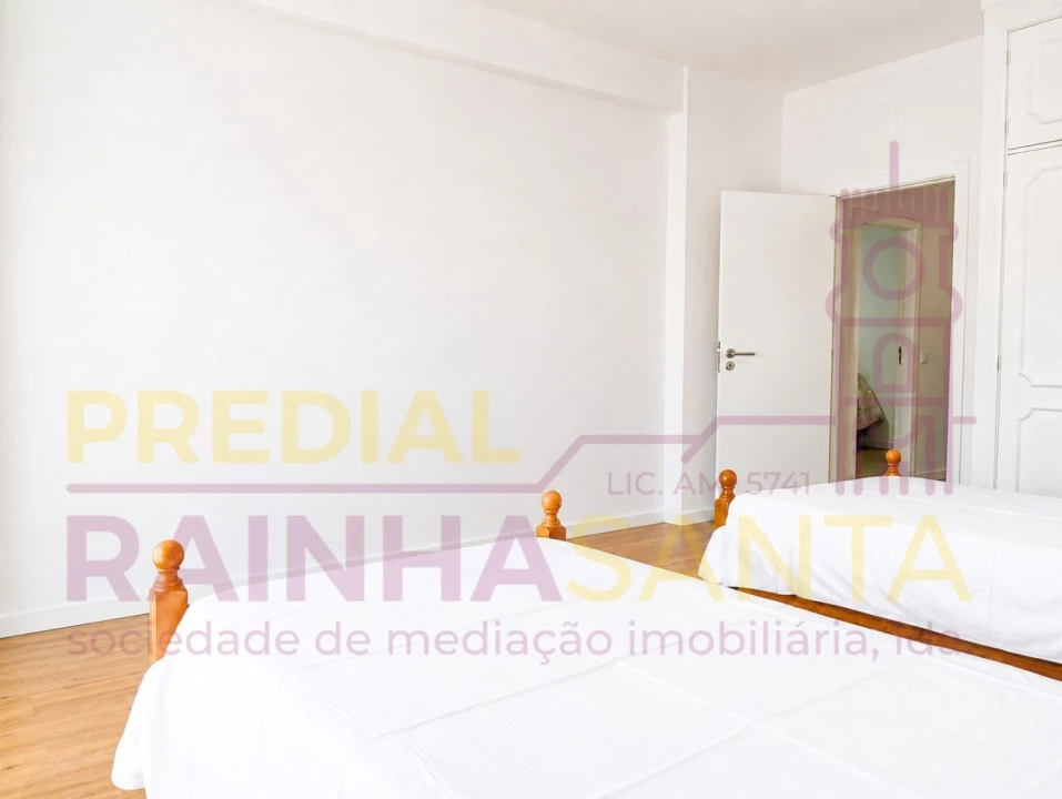 Apartamento T3 para Venda em Sé Nova, Santa Cruz, Almedina e São Bartolomeu Foto 22