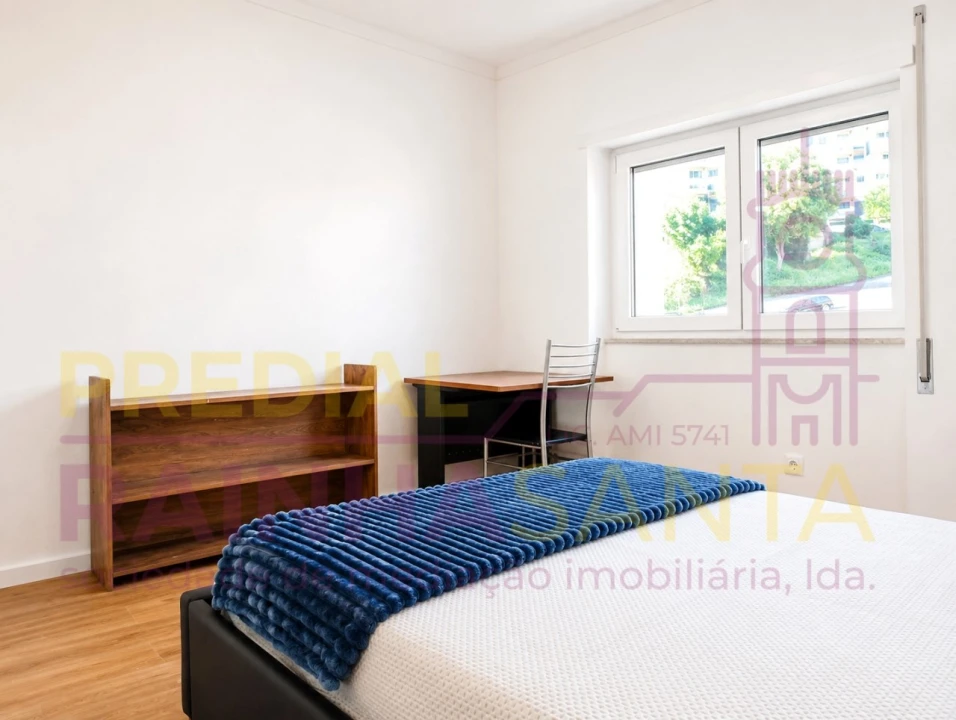 Apartamento T3 para Venda em Sé Nova, Santa Cruz, Almedina e São Bartolomeu Foto 24