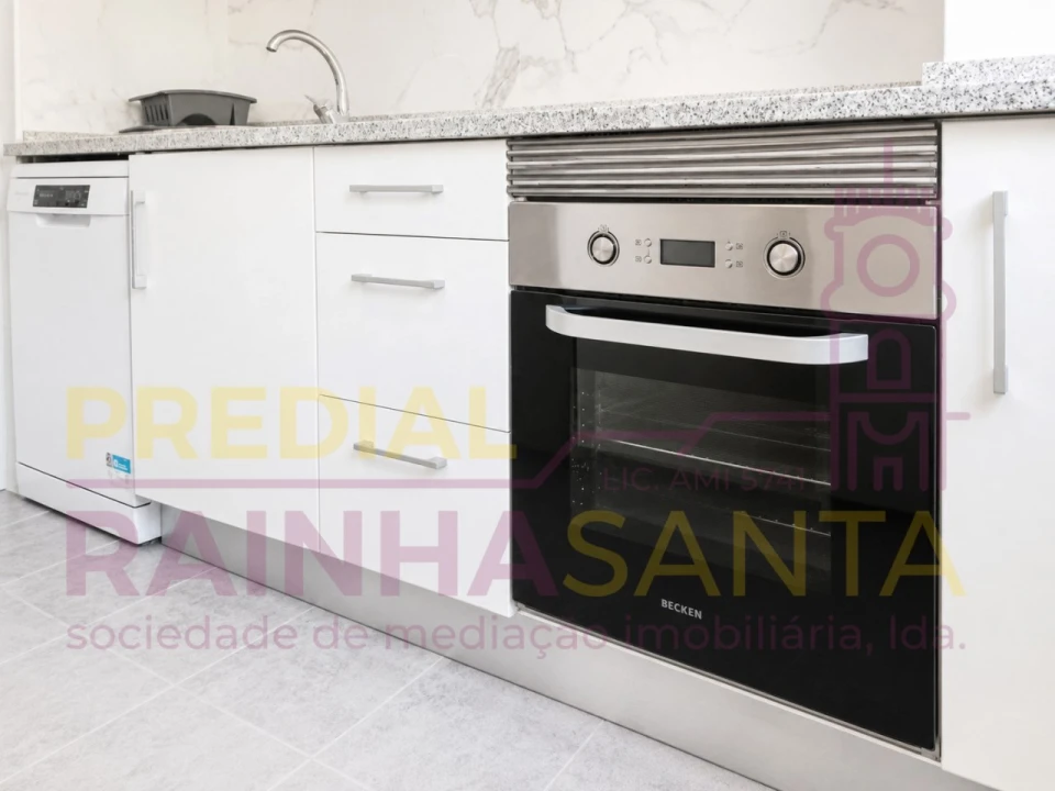 Apartamento T3 para Venda em Sé Nova, Santa Cruz, Almedina e São Bartolomeu Foto 29