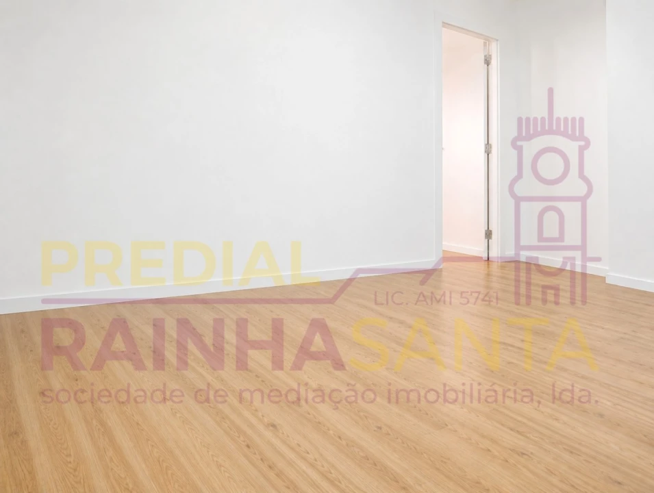 Apartamento T3 para Venda em Sé Nova, Santa Cruz, Almedina e São Bartolomeu Foto 36