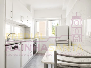 Apartamento T3 para Venda em Sé Nova, Santa Cruz, Almedina e São Bartolomeu