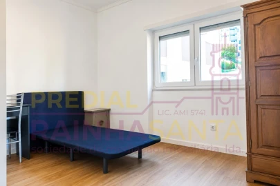 Apartamento T3 para Venda em Sé Nova, Santa Cruz, Almedina e São Bartolomeu