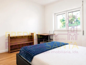 Apartamento T3 para Venda em Sé Nova, Santa Cruz, Almedina e São Bartolomeu