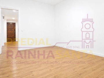 Apartamento T3 para Venda em Sé Nova, Santa Cruz, Almedina e São Bartolomeu