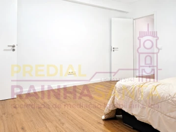Apartamento T3 para Venda em Sé Nova, Santa Cruz, Almedina e São Bartolomeu