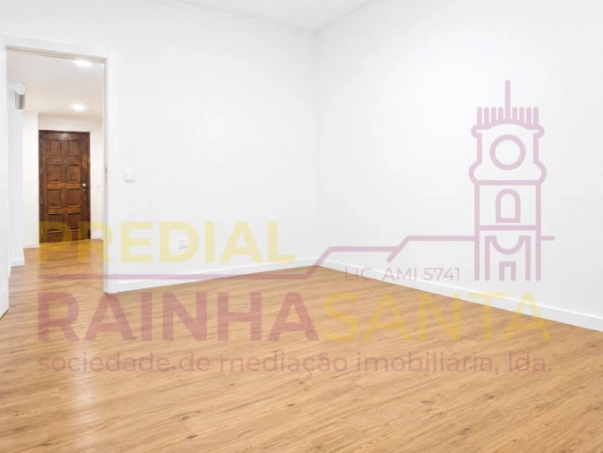 Apartamento T3 para Venda em Sé Nova, Santa Cruz, Almedina e São Bartolomeu Foto 27
