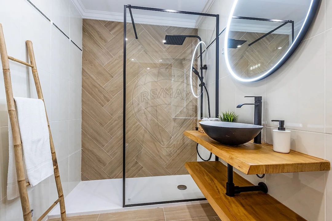 Apartamento T2 para Arrendamento em Alfragide Foto 35