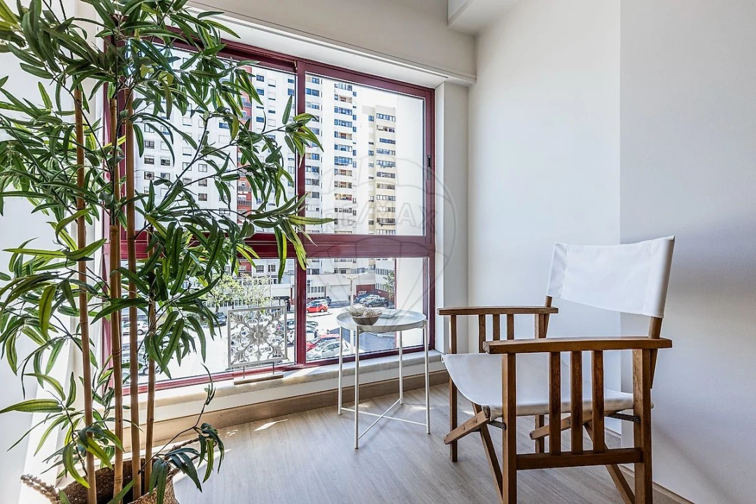 Apartamento T2 para Arrendamento em Alfragide Foto 33