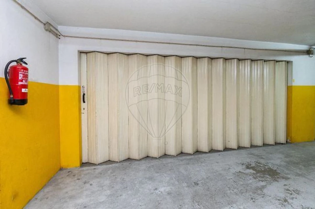 Apartamento T2 para Venda em Oliveira do Douro Foto 16