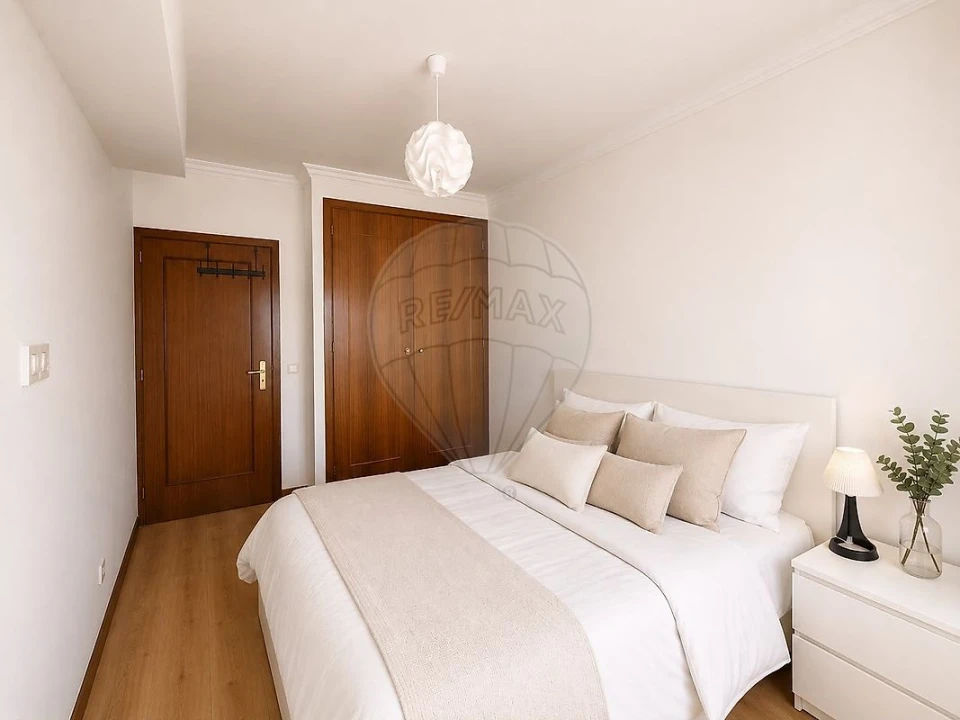 Apartamento T2 para Venda em Oliveira do Douro Foto 5