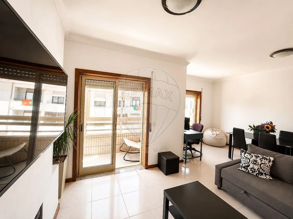 Apartamento T2 para Venda em Oliveira do Douro Foto 13