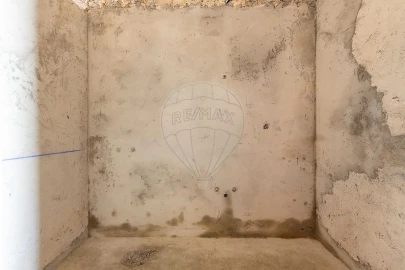 Moradia T2 para Venda em Santa Maria, São Pedro e Matacães