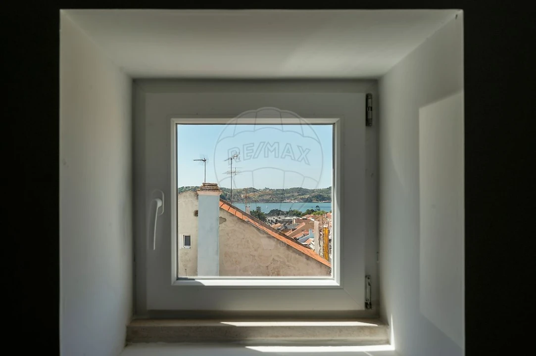 Apartamento T2 para Arrendamento em Ajuda Foto 7